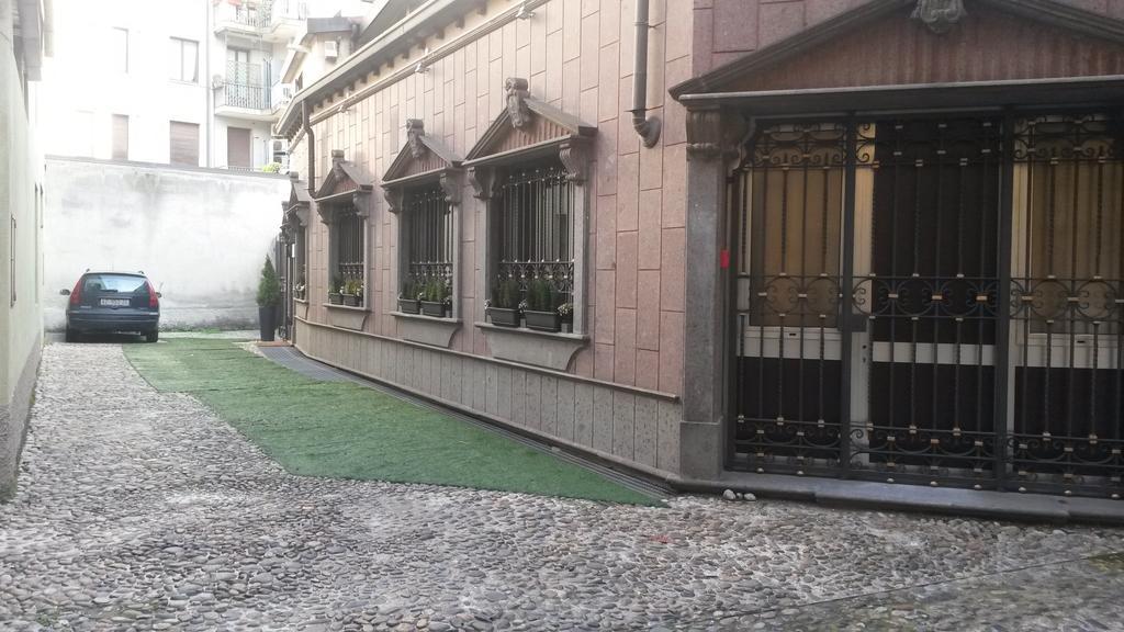 La Locanda Del Pino Milaan Buitenkant foto