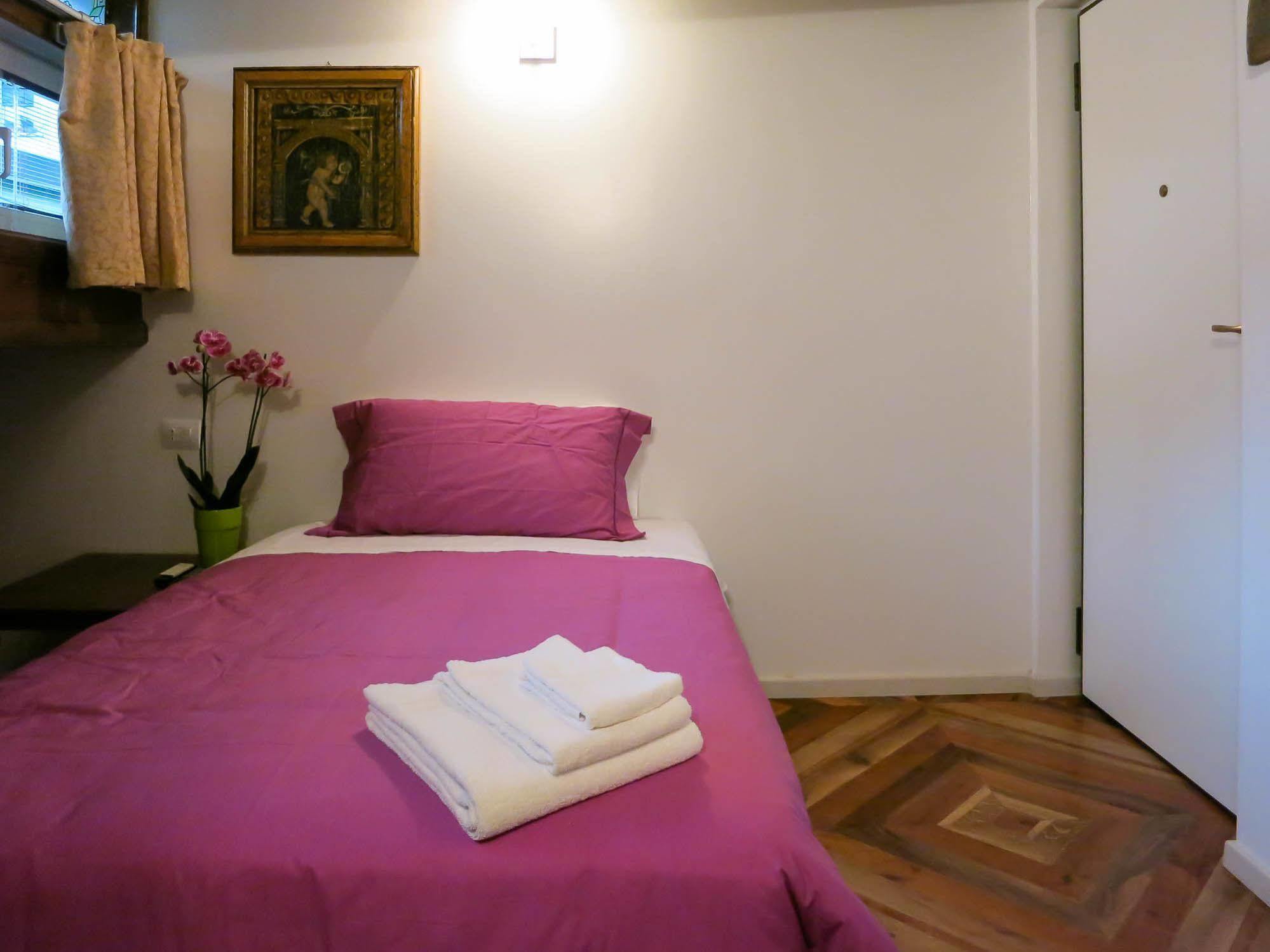 La Locanda Del Pino Milaan Buitenkant foto